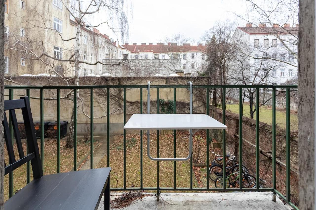 Balcony Apartment, 1 Min To U1 Reumannplatz Viena Exterior foto