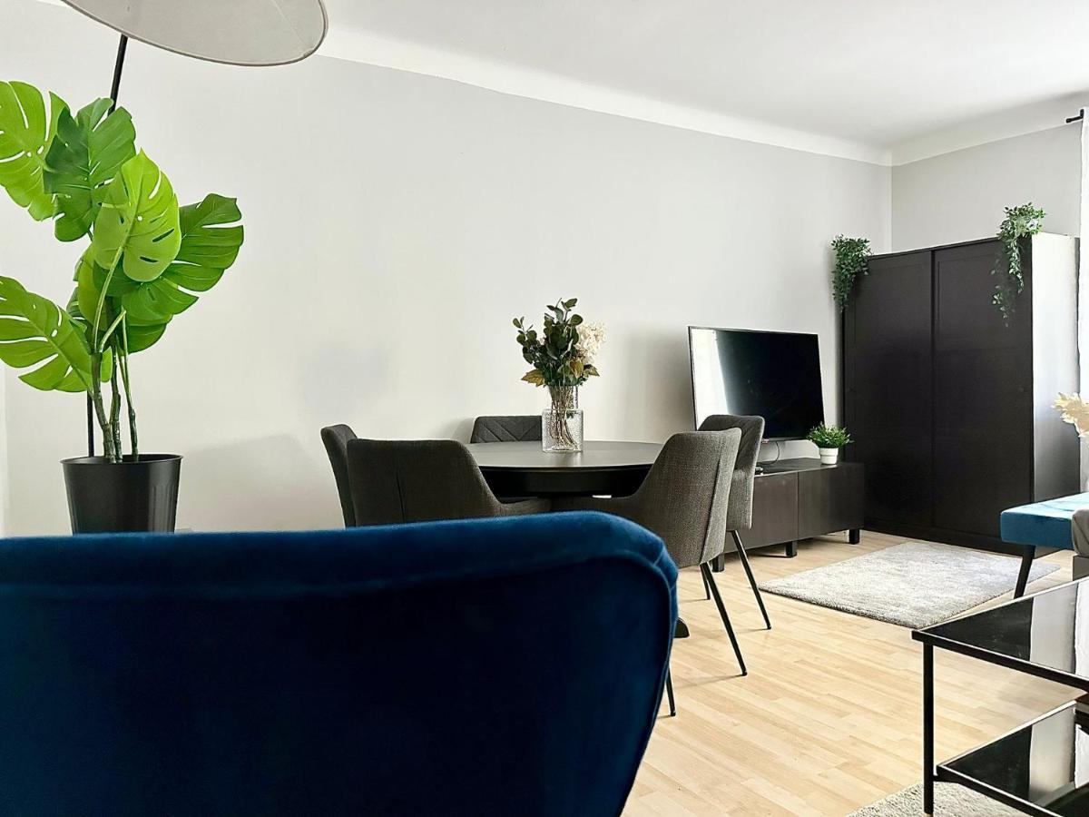 Balcony Apartment, 1 Min To U1 Reumannplatz Viena Exterior foto