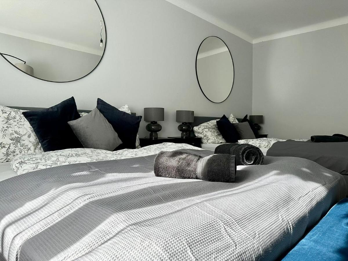 Balcony Apartment, 1 Min To U1 Reumannplatz Viena Exterior foto